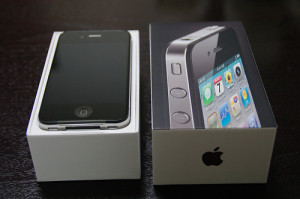 iPhone 4 到着